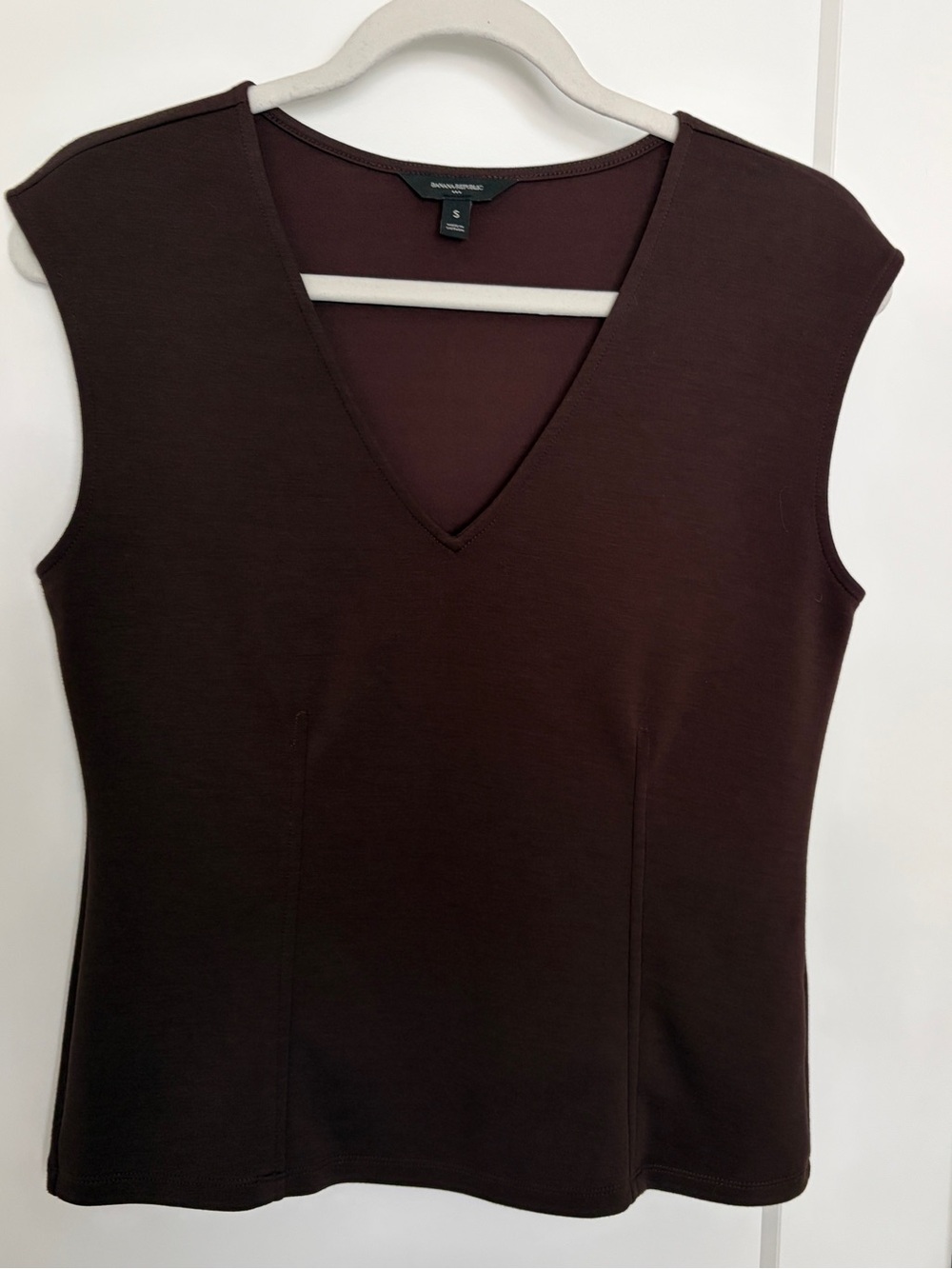 Banana Republic Factory Brown V-Neck Sleeveless Top Size S
